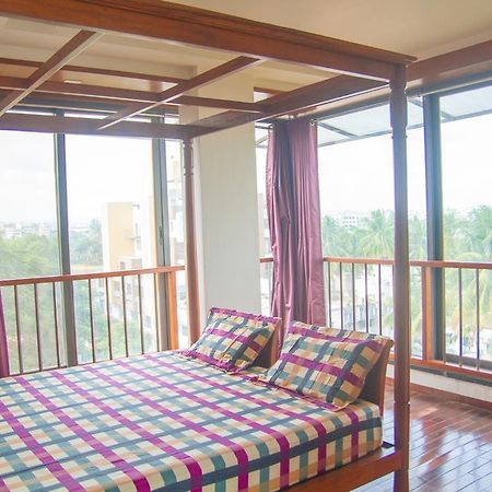 Gulmohar - Luxurious Penthouse Family Rooms كولهابور المظهر الخارجي الصورة