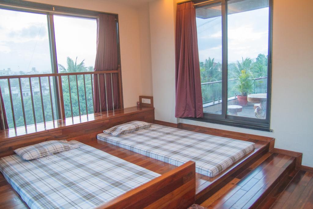 Gulmohar - Luxurious Penthouse Family Rooms كولهابور المظهر الخارجي الصورة